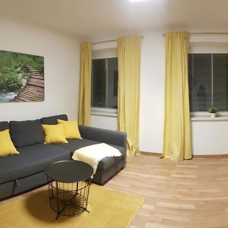 Top Appartement Fuer Business-Wohnen-Urlaub Винер-Нойштадт Экстерьер фото